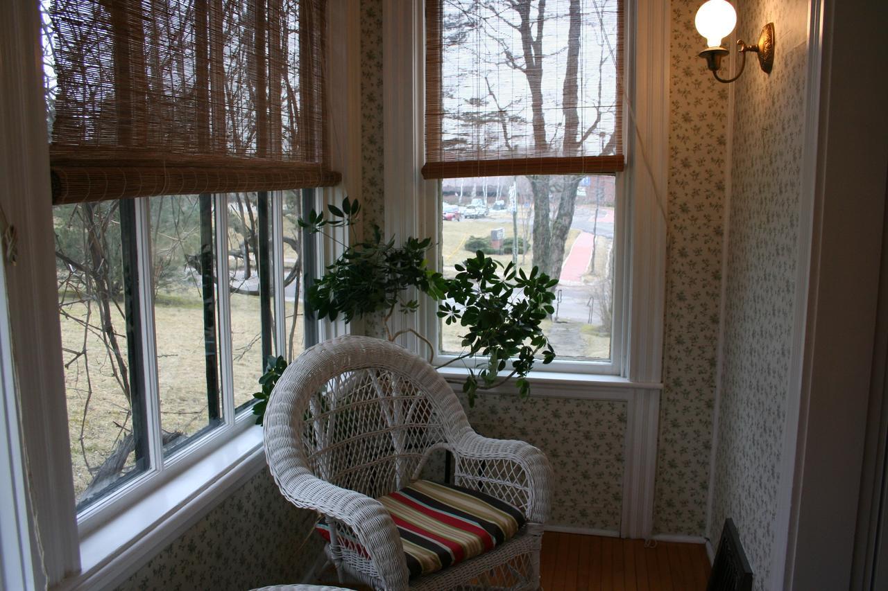 Sackville Bed And Breakfast Bagian luar foto