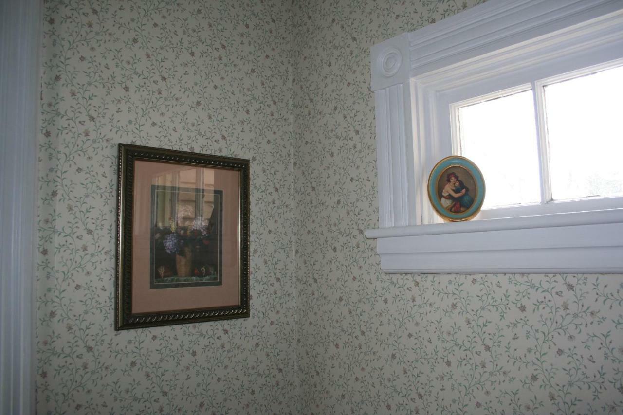 Sackville Bed And Breakfast Bagian luar foto